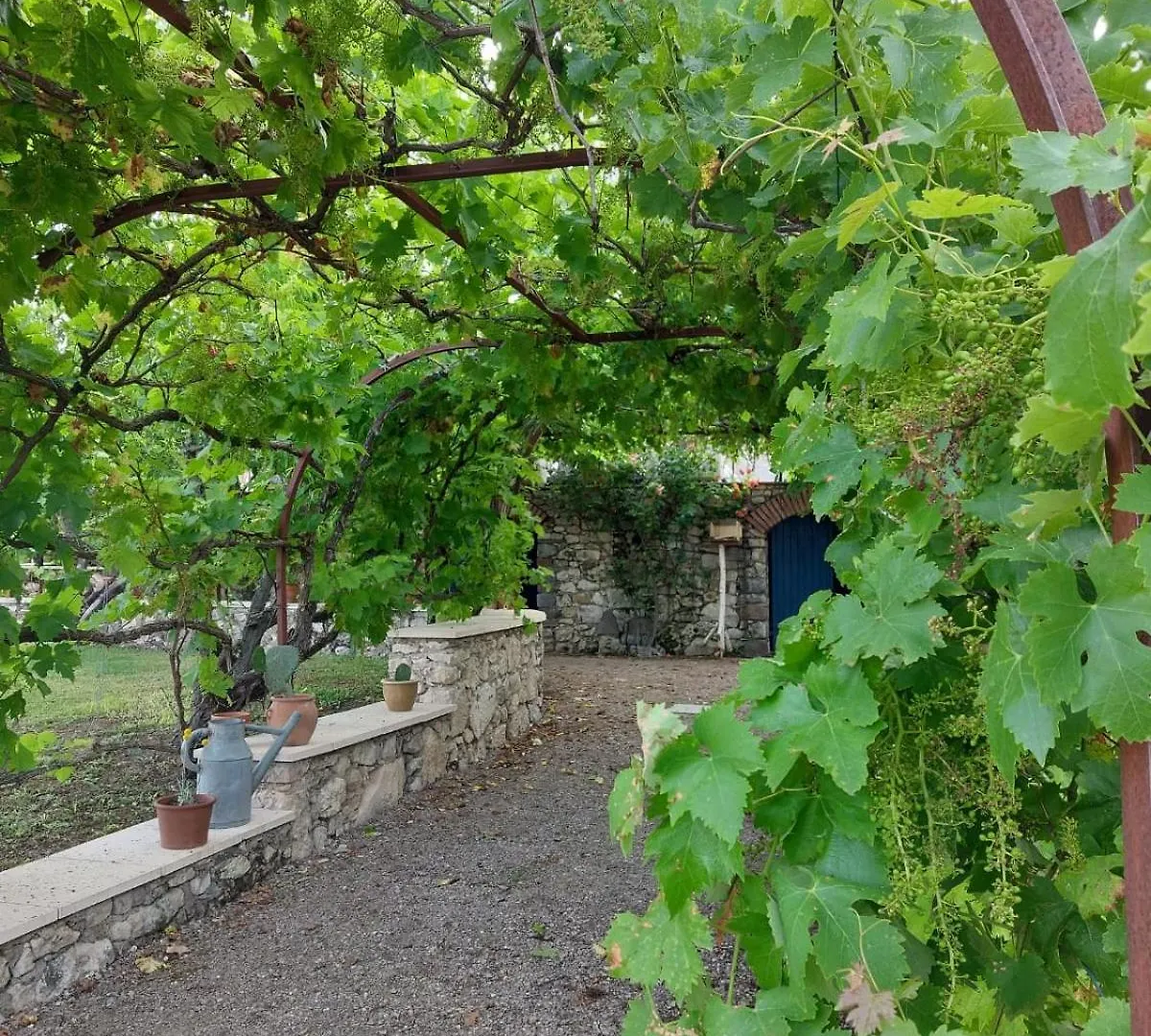 La Demeure Des Poetes Chambres D'Hotes Mouzieys-Panens 0*,  France