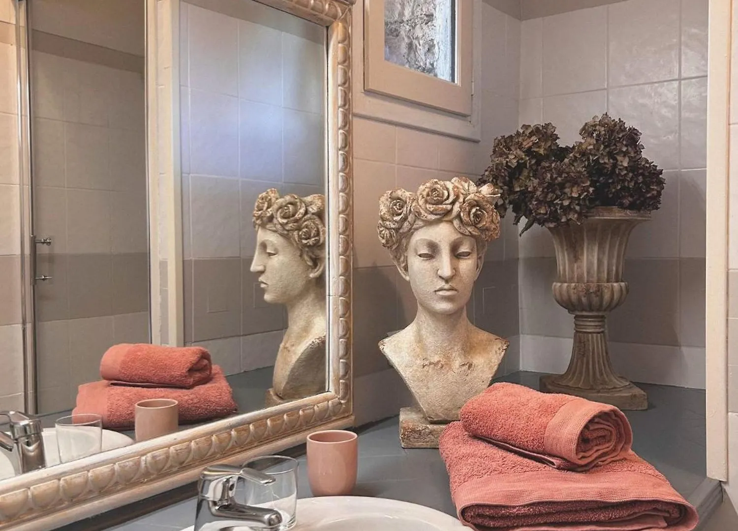 La Demeure Des Poetes Chambres D'Hotes Mouzieys-Panens