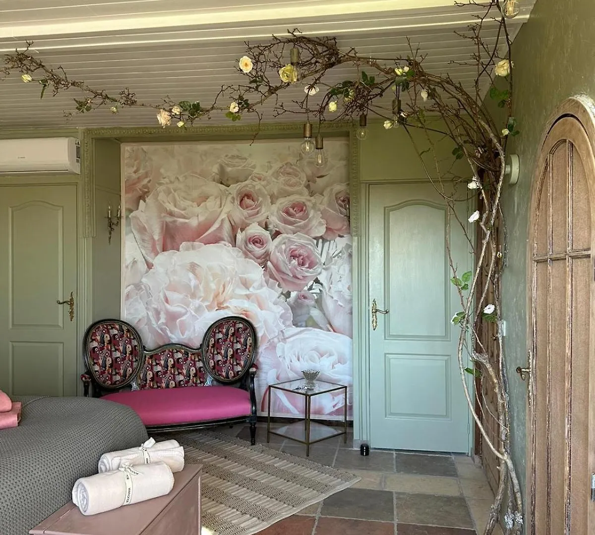 La Demeure Des Poetes Chambres D'Hotes Mouzieys-Panens